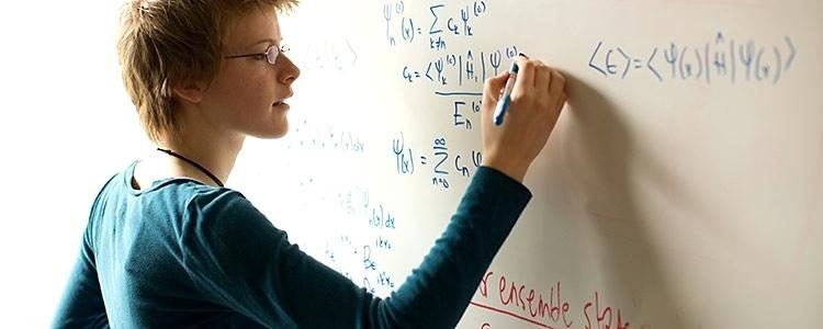 Olimpiada de Astronomie si Astrofizica Olimpiada de Astronomie si Astrofizica